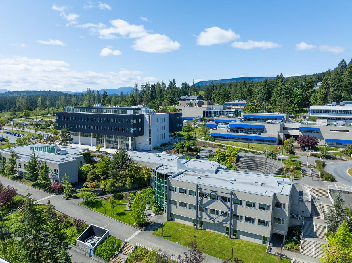 Vancouver Island University image